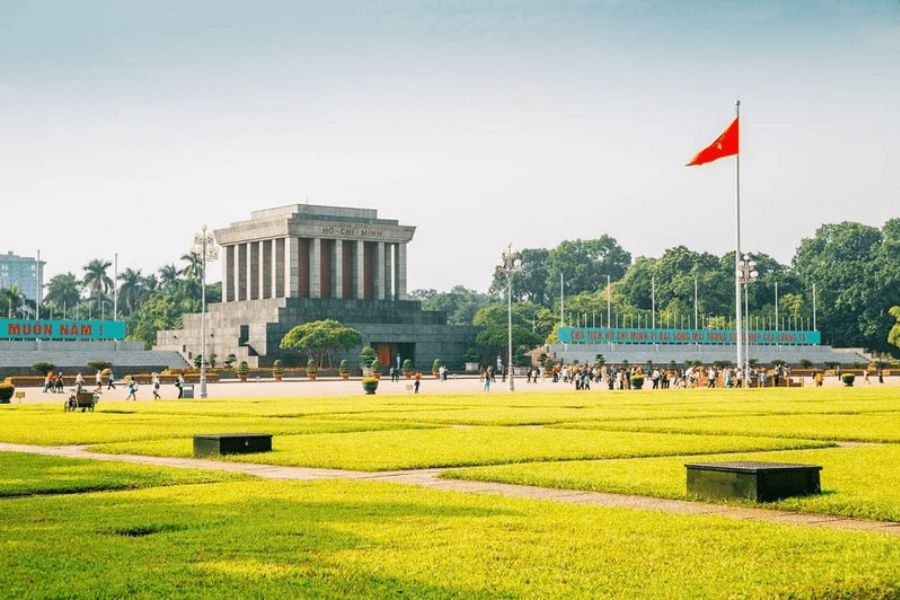 Scars & Resilience: Hanoi Half-Day Military History Tour