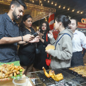 Da Nang Culinary Safari: Seafood, Street Eats & Han River