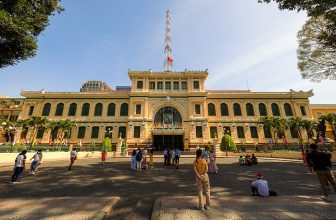 Notre Dame Cathedral & Central Post Office