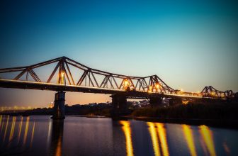 Long Bien Bridge