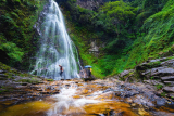 Love Waterfall (Thac Tinh Yeu)