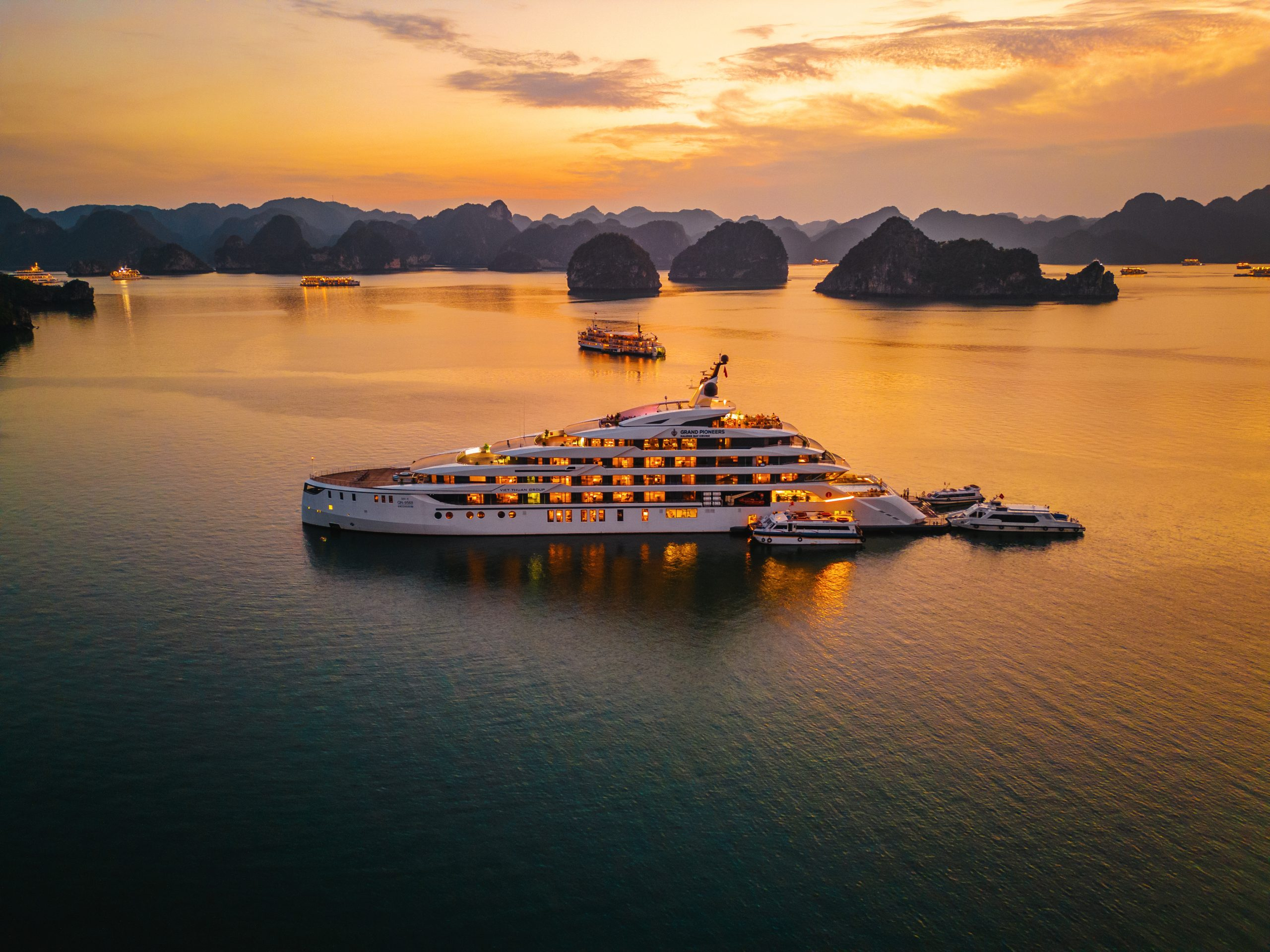 Northern Vietnam Discovery: Hanoi – Ninh Binh – Ha Long Bay (5 Days / 4 Nights)