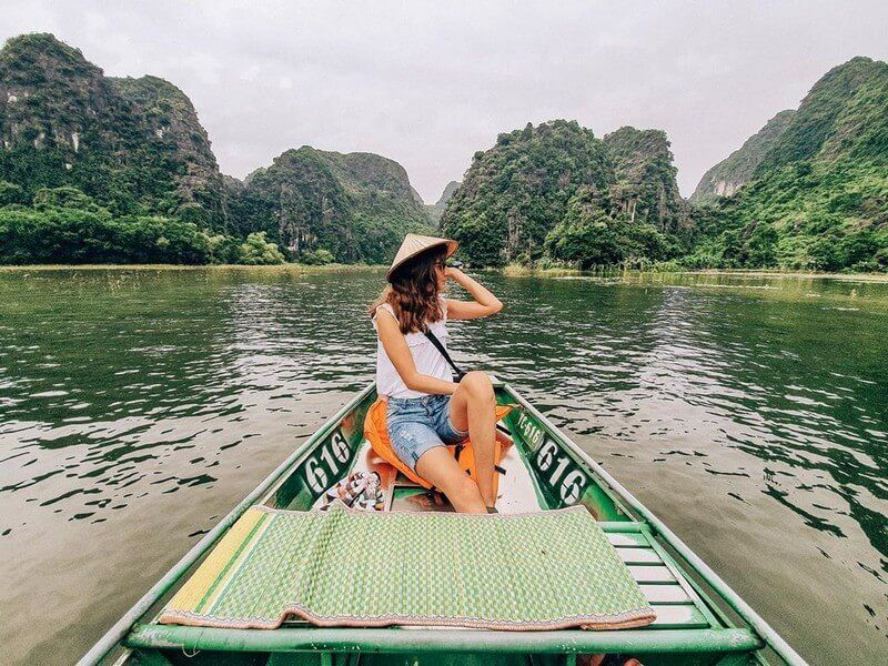 NINH BINH PANORAMIC HEIGHTS: TAM COC CRUISE & MUA CAVE